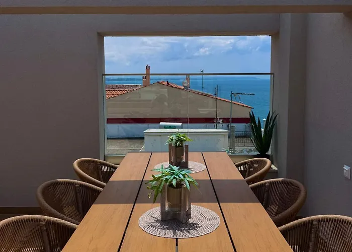 Petra Mare - Sea View Escape In Apartment
