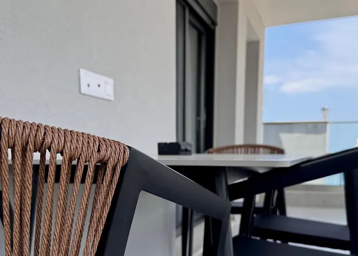 Petra Mare - Sea View Escape In Apartment